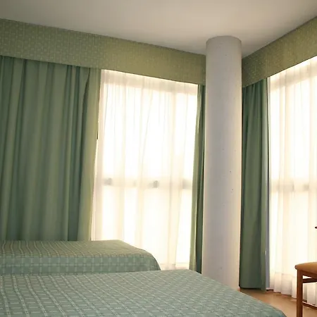 Austria 76 2*