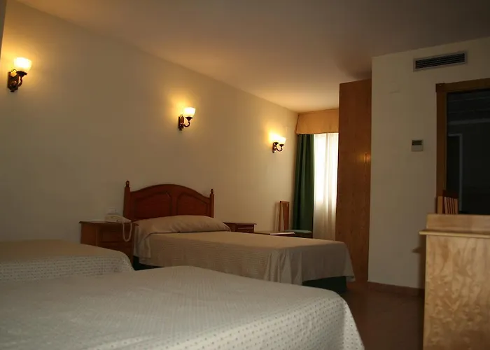 Austria 76 Sagunto